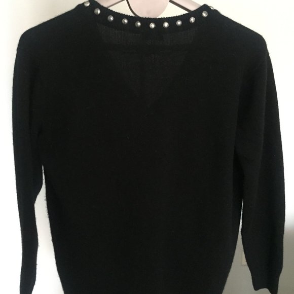 Yves Saint Laurent Cashmere V-neck with distressed silver studs. - Picture 6 of 7
